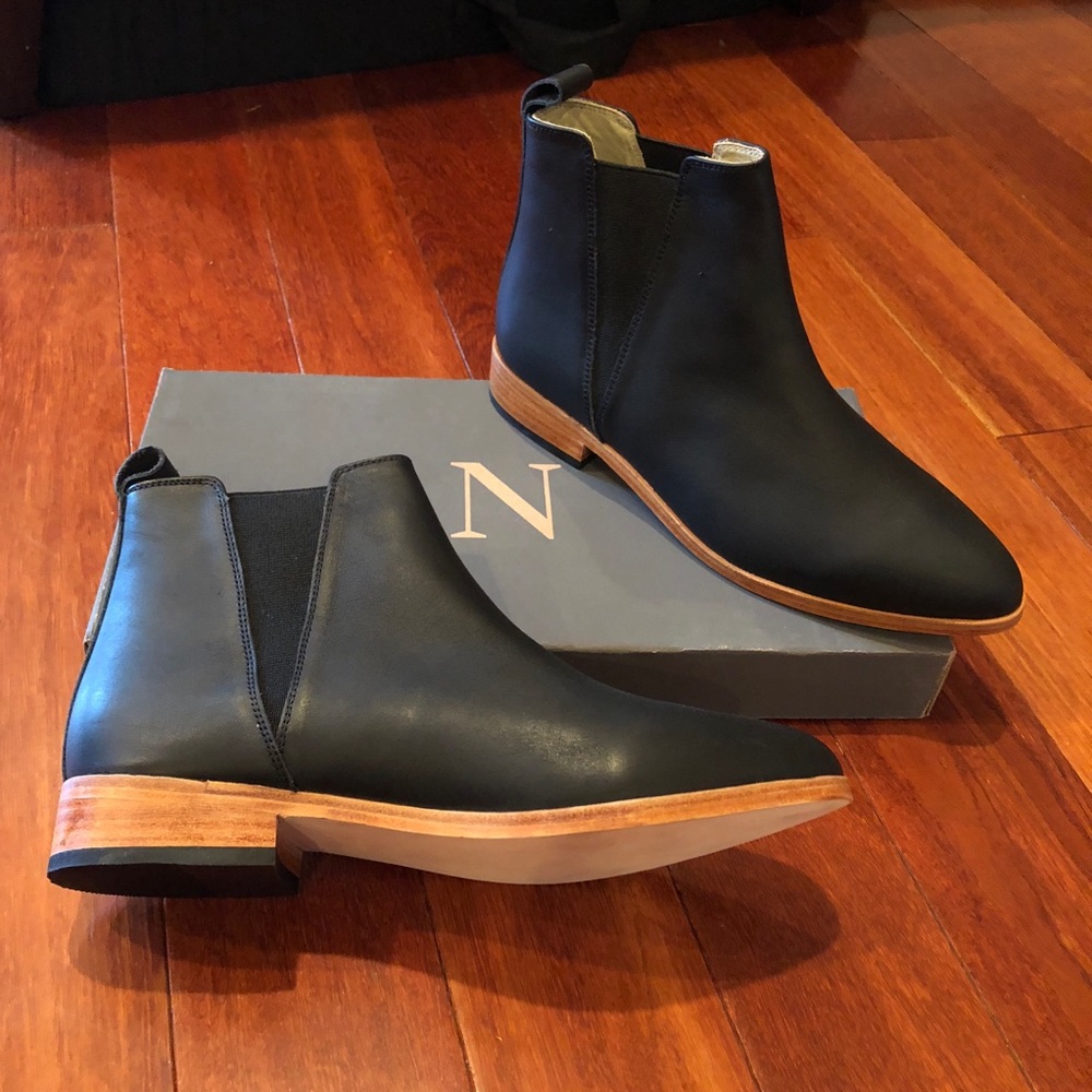 Nisolo Chelsea boots